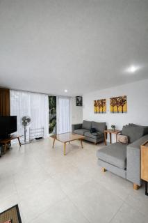 Villa Kharis 5BR Private Stay with View - 8