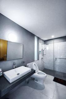 Villa Kharis 5BR Private Stay with View - 2
