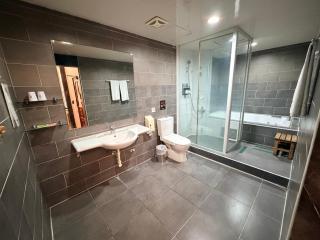 Huaxiang Motel - Fengshan - 7