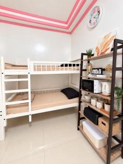 Cozy Bedroom I with Private Bathroom and Pool - 2