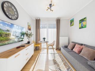 SuperApart Prymasa 1000-lecia 6a, Hidden Gem - Ideal for Relaxation & Escapes - 5