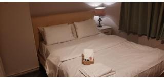 Modern Spacious 3 Bed House Hall Green, Birmingham - 8
