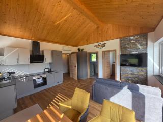 Tiny House Villa near Lake Millstatt & Goldeck, Mountain View, Ski & Nature - 0