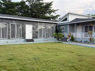 Parthos Chalet - 0