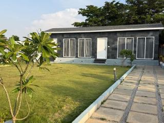 Parthos Chalet - 3