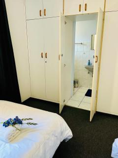 Pharez Star Self-Catering Accommodation - 4