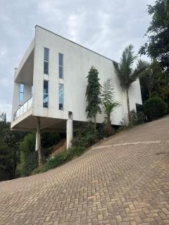 Lakeview Townhouse 3BR in Muyenga - 0