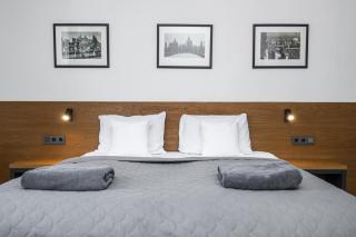 Quiet Cozy Apartment in City Center - Praag - 8