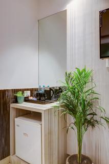Premium Hotel Corporate Terminal By NH Sky Group Delhi IGI Airport With - Free Airport Pickup - 3