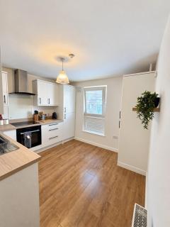 Cosy 2-Bedroom Flat in Glasgow - Sleeps 5 - 8