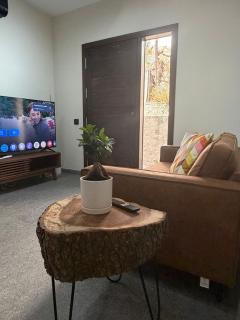 Guest suite with sea view, pool, and garden access - 2