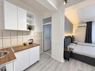 The Central Apartments Prishtina - 8