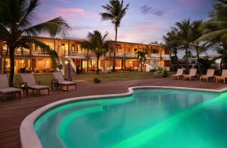Surfers Bay - 1
