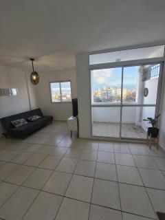 Apartment with terrace close to UCA and medicine! - 3