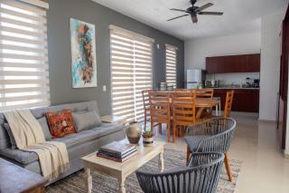2br/2ba Condo 1 block to ocean! - Unit 4 - 1