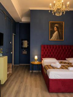 NovArt Gallery Hotel - 8