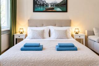 Large Comfortable Apartment I 15 Minutes to City Center - 4