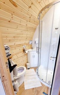 Forester's Retreat Luxury Glamping - Cambrian View- 2x Dogs accepted- FREE Parking-Peaceful and Private location for a quite ESCAPE! - 8
