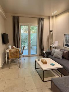 Modern Studio in the heart of Vouliagmeni - 6