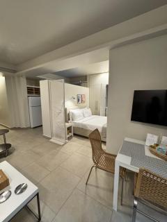 Modern Studio in the heart of Vouliagmeni - 8