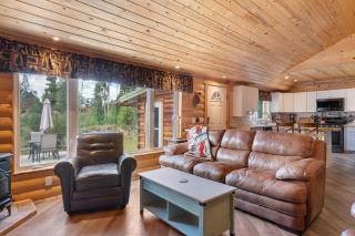 Montana Cabin on Fred Burr Creek Sleeps 6 - 7