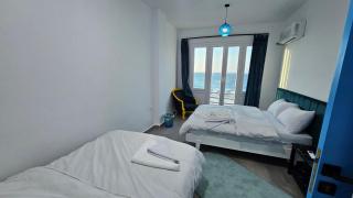 SeaView Hotel - 4
