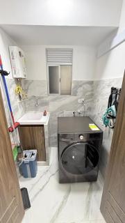 Modern & luxury 2 bedroom apartment AC Parking - 5