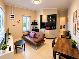 Modern 2BR Apartment at Dolfijn Studios in North Paramaribo with AC & Fast WiFi - 1
