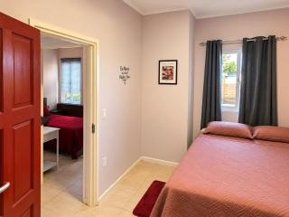 Modern 2BR Apartment at Dolfijn Studios in North Paramaribo with AC & Fast WiFi - 4