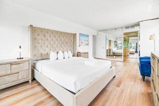 Huge 2BD Condo With Beach Service 720 - 4
