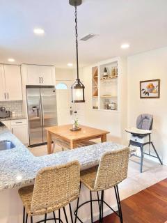 Beautiful 3 BR Home by the Water- Family Friendly - 6