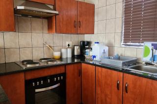 Elegant Self-Catering Apartment in Witbank with Backup Power - 3