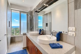 Luxury 4BR Villa with Private Pool and Panoramic Ocean Views - 4