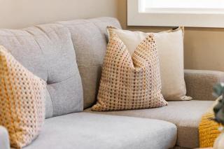 Stylish 3BR Retreat in Toronto Bloordale - 2