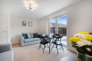Modern Stockton Retreat Sleeps 6 by Stay With Us - 4
