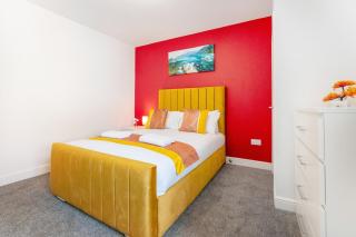 Stylish 5 Bed Flat in Thornaby Ideal for Groups - 6