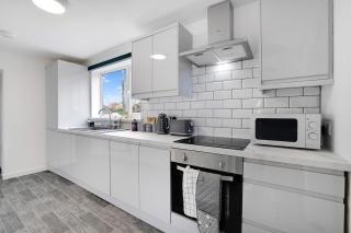 3 Bed in Sunderland with free WiFi - 6