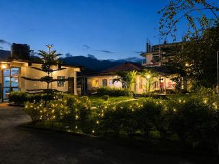 Shalom Homestay Cozy AC Home & Open Lawn - 8
