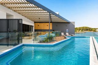 Waterview Hope Island House - 7