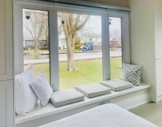 Awesome Riverside Cottage, Private Dock, 4 Bedrooms 3 Bathrooms - 6