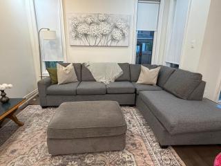 Spacious 4BR Brampton Retreat Modern and Central - 0