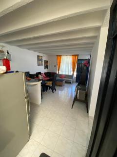 Casa en alquiler con piscina - 0