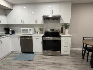 Cozy Basement Suite in Brampton Modern and Central - 2