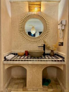 Riad Assamer - 5