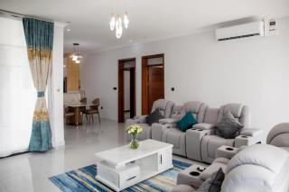 Raha Living Kigali AC, Generator & Gym Pool Access - 3