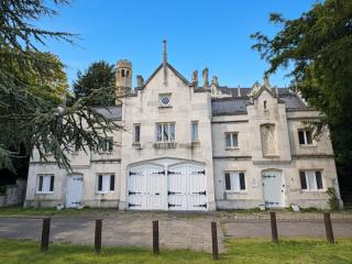 Historic Coach House at the Abbey - Entire Home - Parking - Near Bluewater - 9