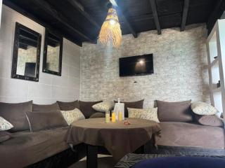 Roka House - 4