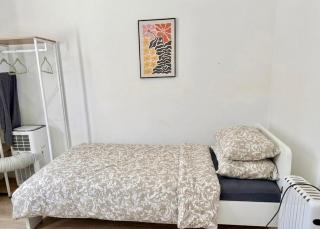 Cosy Apartment near Metro U1 & Free Parking - 7