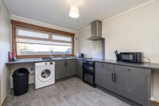 Free Parking Sleeps 6 3 Bedrooms Stunning Interior - 6