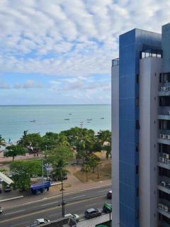 APARTAMENTO NA PRAIA DE PAJUÇARA -2 QUARTOS -EDF ANA MARIA- vista lateral mínima do mar -AVENIDA DR ANTONIO GOUVEIA 1113 -COBRAMOS ELETRICIDADE E O CONSUMO ELETRICO PAGO NO CHECKAUT -VALOR PAGO POR CADA KW GASTO- O KWH E 1,20 - 2